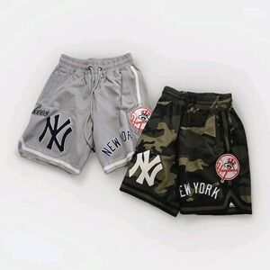 Pro Standard New York Yankees Shorts Men's Sz Small NYC MLB Baseball Lot Of 2